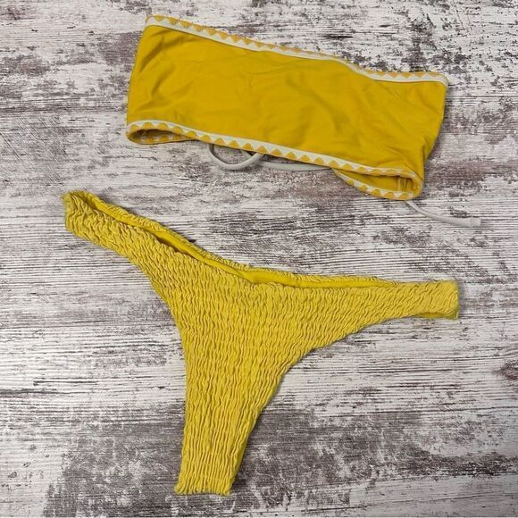 Zaful Yellow Bikini Set - Picture 1 of 3